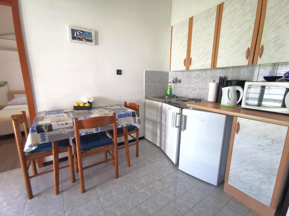 Apartmani Andrea Pula Exterior photo